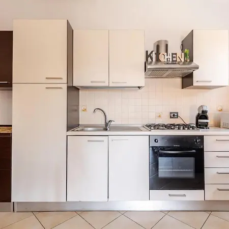 Garden Villa - Free Parking, Wi-Fi E Netflix Fiumicino Buitenkant foto